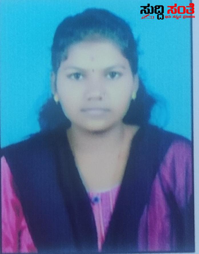 ಧಾರವಾಡ ದಲ್ಲಿ ಯುವತಿ ನಾಪತ್ತೆ – ಯುವತಿಯನ್ನು ಗಮನಿಸಿದರೆ ಈ ಕೂಡಲೇ ಧಾರವಾಡ ಗ್ರಾಮೀಣ ಪೊಲೀಸರಿಗೆ ಮಾಹಿತಿ ನೀಡಿ ನೆರವಾಗಿ ಧಾರವಾಡ ದಲ್ಲಿ ಯುವತಿ ನಾಪತ್ತೆ – ಯುವತಿಯನ್ನು ಗಮನಿಸಿದರೆ ಈ ಕೂಡಲೇ ಧಾರವಾಡ ಗ್ರಾಮೀಣ ಪೊಲೀಸರಿಗೆ ಮಾಹಿತಿ ನೀಡಿ ನೆರವಾಗಿ