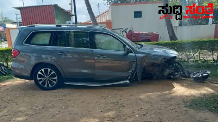 ಪ್ರಧಾನಿ ನರೇಂದ್ರ ಮೋದಿ ಸಹೋದರನ ಕಾರು ಅಪಘಾತ ಗಂಭೀರವಾಗಿ ಗಾಯಗೊಂಡ ಮೂವರು ಆಸ್ಪತ್ರೆಗೆ ದಾಖಲು ಪ್ರಧಾನಿ ನರೇಂದ್ರ ಮೋದಿ ಸಹೋದರನ ಕಾರು ಅಪಘಾತ ಗಂಭೀರವಾಗಿ ಗಾಯಗೊಂಡ ಮೂವರು ಆಸ್ಪತ್ರೆಗೆ ದಾಖಲು