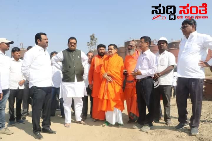 ಚಿಂಚೋಳಿ ಪಟ್ಟಣದ ಶಿಖರಕ್ಕೆ ಕಾರ್ಖಾನೆ ಕಳಸವಾಗಲಿದೆ ಸಿದ್ದಸಿರಿ ಎಥೆನಾಲ್ ಹಾಗೂ ಪವರ ಕಾರ್ಖಾನೆ ಕಬ್ಬು ನುರಿಸುವ ಪ್ರಾಯೋಗಿಕ ಹಂಗಾಮಿನ ಪೂಜಾ ಸಮಾರಂಭ ಚಿಂಚೋಳಿ ಪಟ್ಟಣದ ಶಿಖರಕ್ಕೆ ಕಾರ್ಖಾನೆ ಕಳಸವಾಗಲಿದೆ ಸಿದ್ದಸಿರಿ ಎಥೆನಾಲ್ ಹಾಗೂ ಪವರ ಕಾರ್ಖಾನೆ ಕಬ್ಬು ನುರಿಸುವ ಪ್ರಾಯೋಗಿಕ ಹಂಗಾಮಿನ ಪೂಜಾ ಸಮಾರಂಭ