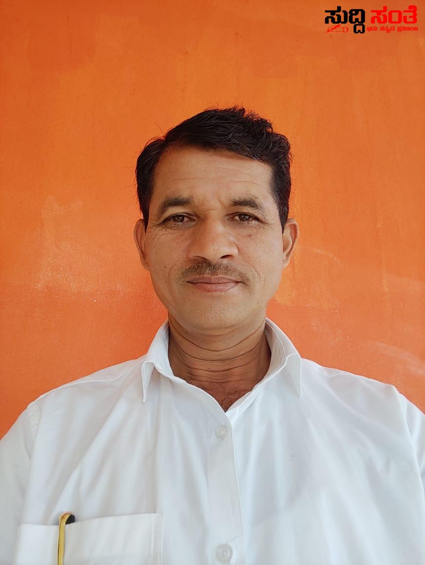 ವರ್ಗಾವಣೆಗೊಂಡಿರುವ ಶಿಕ್ಷಕರನ್ನು ಕೂಡಲೇ ಬಿಡುಗಡೆಗೊಳಿಸಿ ಗ್ರಾಮೀಣ ಪ್ರೌಢಶಾಲಾ ಶಿಕ್ಷಕರ ಸಂಘ ಒತ್ತಾಯ – ವರ್ಗಾವಣೆಗೊಂಡು ಅತಂತ್ರ ಸ್ಥಿತಿಯಲ್ಲಿರುವ ಶಿಕ್ಷಕರಿಗೆ ಮುಕ್ತಿ ನೀಡಿ ಎಂದು ಒತ್ತಾಯಿಸಿದರು ರಾಜ್ಯಾಧ್ಯಕ್ಷ ಪವಾಡೆಪ್ಪ….. ವರ್ಗಾವಣೆಗೊಂಡಿರುವ ಶಿಕ್ಷಕರನ್ನು ಕೂಡಲೇ ಬಿಡುಗಡೆಗೊಳಿಸಿ ಗ್ರಾಮೀಣ ಪ್ರೌಢಶಾಲಾ ಶಿಕ್ಷಕರ ಸಂಘ ಒತ್ತಾಯ – ವರ್ಗಾವಣೆಗೊಂಡು ಅತಂತ್ರ ಸ್ಥಿತಿಯಲ್ಲಿರುವ ಶಿಕ್ಷಕರಿಗೆ ಮುಕ್ತಿ ನೀಡಿ ಎಂದು ಒತ್ತಾಯಿಸಿದರು ರಾಜ್ಯಾಧ್ಯಕ್ಷ ಪವಾಡೆಪ್ಪ…..