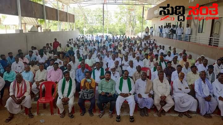 ಕ್ಷೇತ್ರದಲ್ಲಿ ಭರ್ಜರಿ ಪ್ರಚಾರ ಮಾಡುತ್ತಿರುವ N H ಕೋನರಡ್ಡಿ – ಈ ಬಾರಿ ನಿನಗೆ ನಮ್ಮ ಮತ ಎನ್ನುತ್ತಿದ್ದಾರೆ ಮತದಾರರು….. ಕ್ಷೇತ್ರದಲ್ಲಿ ಭರ್ಜರಿ ಪ್ರಚಾರ ಮಾಡುತ್ತಿರುವ N H ಕೋನರಡ್ಡಿ – ಈ ಬಾರಿ ನಿನಗೆ ನಮ್ಮ ಮತ ಎನ್ನುತ್ತಿದ್ದಾರೆ ಮತದಾರರು…..