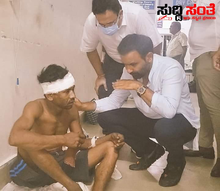 ಒಡಿಶಾ ಗೆ ಧಾವಿಸಿದ ಸಚಿವ ಸಂತೋಷ ಲಾಡ್ – ರೈಲು ದುರಂತದಲ್ಲಿ ಗಾಯಗೊಂಡವರ ಆರೋಗ್ಯ ವಿಚಾರಣೆ ಮಾಡಿ ಕನ್ನಡಿಗರ ರಕ್ಷಣೆ ಗೆ ಕ್ರಮಕೈಗೊಂಡ ಸಚಿವರು….. ಒಡಿಶಾ ಗೆ ಧಾವಿಸಿದ ಸಚಿವ ಸಂತೋಷ ಲಾಡ್ – ರೈಲು ದುರಂತದಲ್ಲಿ ಗಾಯಗೊಂಡವರ ಆರೋಗ್ಯ ವಿಚಾರಣೆ ಮಾಡಿ ಕನ್ನಡಿಗರ ರಕ್ಷಣೆ ಗೆ ಕ್ರಮಕೈಗೊಂಡ ಸಚಿವರು…..