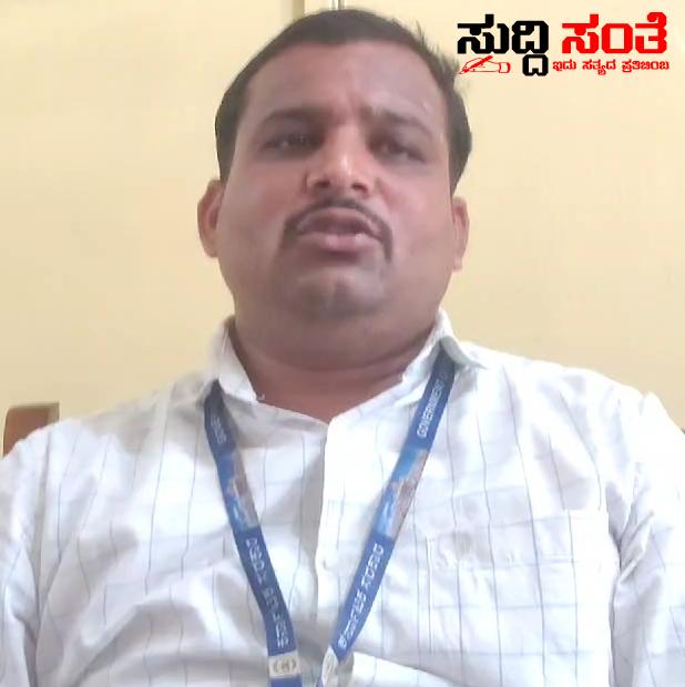 ಮತದಾನ ಕುರಿತಂತೆ ಸಂಗಮೇಶ ಮಲಕಪ್ಪನವರಿಂದ ವಿಶೇಷ ಜಾಗೃತಿ – ವಿನೂತನ ಹೆಜ್ಜೆಯೊಂದಿಗೆ ಮತದಾನ ಕುರಿತಂತೆ ಸಾಮಾಜಿಕ ಜಾಲ ತಾಣಗಳಲ್ಲಿ ಜಾಗೃತಿ ಮೂಡಿಸುತ್ತಿರುವ ಸರ್ಕಾರಿ ನೌಕರ….. ಮತದಾನ ಕುರಿತಂತೆ ಸಂಗಮೇಶ ಮಲಕಪ್ಪನವರಿಂದ ವಿಶೇಷ ಜಾಗೃತಿ – ವಿನೂತನ ಹೆಜ್ಜೆಯೊಂದಿಗೆ ಮತದಾನ ಕುರಿತಂತೆ ಸಾಮಾಜಿಕ ಜಾಲ ತಾಣಗಳಲ್ಲಿ ಜಾಗೃತಿ ಮೂಡಿಸುತ್ತಿರುವ ಸರ್ಕಾರಿ ನೌಕರ…..