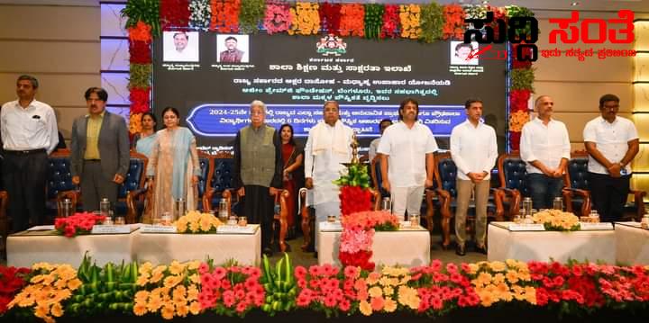 ಇನ್ನು ಮುಂದೆ ವಾರದಲ್ಲಿ 6 ದಿನ ಮಕ್ಕಳಿಗೆ ಸಿಗಲಿಗೆ ಮೊಟ್ಟೆ – 1 ರಿಂದ 10 ನೇ ತರಗತಿ ಮಕ್ಕಳಿಗೆ ಸಿಗಲಿದೆ ಮೊಟ್ಟೆ…..ಒಡಂಬಡಿಕೆಗೆ ಸಹಿ ಹಾಕಿದ ನಾಡದೊರೆ…… ಇನ್ನು ಮುಂದೆ ವಾರದಲ್ಲಿ 6 ದಿನ ಮಕ್ಕಳಿಗೆ ಸಿಗಲಿಗೆ ಮೊಟ್ಟೆ – 1 ರಿಂದ 10 ನೇ ತರಗತಿ ಮಕ್ಕಳಿಗೆ ಸಿಗಲಿದೆ ಮೊಟ್ಟೆ…..ಒಡಂಬಡಿಕೆಗೆ ಸಹಿ ಹಾಕಿದ ನಾಡದೊರೆ……