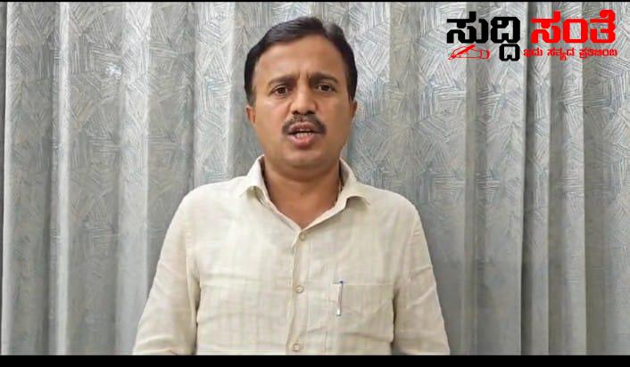 7ನೇ ವೇತನ ಆಯೋಗದ ಜಾರಿ ಬೆನ್ನಲ್ಲೇ ಮಹತ್ವದ ಸಭೆ ಕರೆದ ರಾಜ್ಯಾಧ್ಯಕ್ಷ ಷಡಾಕ್ಷರಿಯವರು – ತೀವ್ರ ಕುತುಹಲ ಕೆರಳಿಸಿದ ಸಭೆ ಆ ಎರಡು ವಿಚಾರಗಳ ಕುರಿತಂತೆ ತಗೆದುಕೊಳ್ಳಲಿದ್ದಾರೆ ನಿರ್ಧಾರ….. 7ನೇ ವೇತನ ಆಯೋಗದ ಜಾರಿ ಬೆನ್ನಲ್ಲೇ ಮಹತ್ವದ ಸಭೆ ಕರೆದ ರಾಜ್ಯಾಧ್ಯಕ್ಷ ಷಡಾಕ್ಷರಿಯವರು – ತೀವ್ರ ಕುತುಹಲ ಕೆರಳಿಸಿದ ಸಭೆ ಆ ಎರಡು ವಿಚಾರಗಳ ಕುರಿತಂತೆ ತಗೆದುಕೊಳ್ಳಲಿದ್ದಾರೆ ನಿರ್ಧಾರ…..