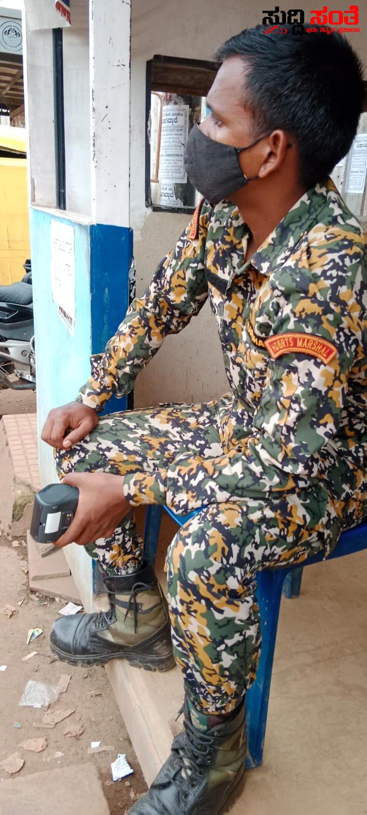 BRTS ನಲ್ಲಿ ಯಾರು ಯಾರು ಯಾವ ಕೆಲಸ ಮಾಡತಾ ಇದ್ದಾರೆ ಮೊದಲು ನೋಡಿ DCಯವರೇ …..ವೈರಲ್ ಆಗಿವೆ ಪೊಟೊಗಳು….. BRTS ನಲ್ಲಿ ಯಾರು ಯಾರು ಯಾವ ಕೆಲಸ ಮಾಡತಾ ಇದ್ದಾರೆ ಮೊದಲು ನೋಡಿ DCಯವರೇ …..ವೈರಲ್ ಆಗಿವೆ ಪೊಟೊಗಳು…..