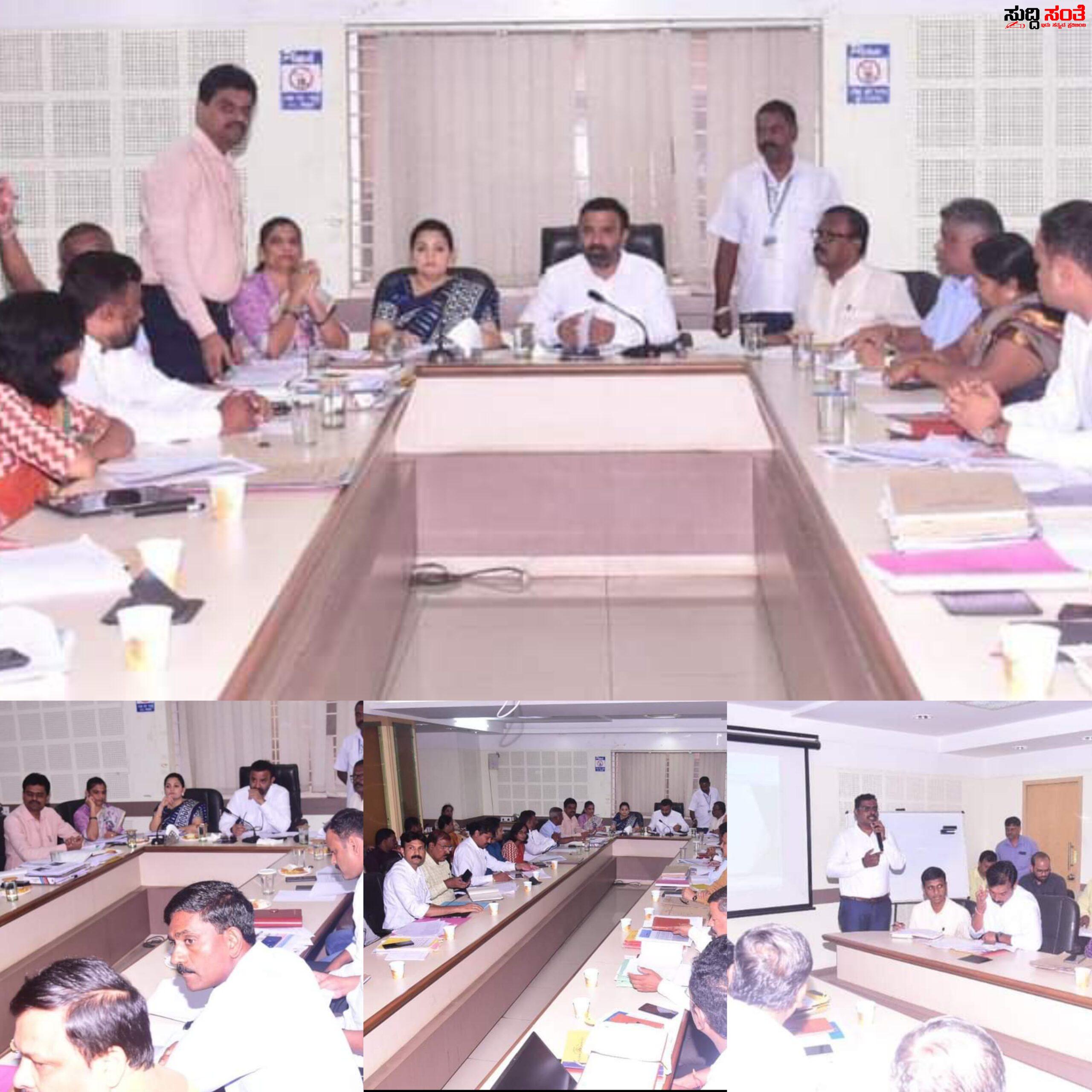 ಪಾಲಿಕೆಯ ಆಯುಕ್ತರ,ಅಧಿಕಾರಿಗಳ ಕಾರ್ಯಕ್ಕೆ ಮೆಚ್ಚುಗೆ ವ್ಯಕ್ತಪಡಿಸಿದ ಸಚಿವ ಸಂತೋಷ ಲಾಡ್ – ಹುಬ್ಬಳ್ಳಿಯಲ್ಲಿ ನಡೆಯಿತು ಮಹಾನಗರ ಪಾಲಿಕೆಯ ಪ್ರಗತಿ ಪರಿಶೀಲನಾ ಸಭೆ….. ಪಾಲಿಕೆಯ ಆಯುಕ್ತರ,ಅಧಿಕಾರಿಗಳ ಕಾರ್ಯಕ್ಕೆ ಮೆಚ್ಚುಗೆ ವ್ಯಕ್ತಪಡಿಸಿದ ಸಚಿವ ಸಂತೋಷ ಲಾಡ್ – ಹುಬ್ಬಳ್ಳಿಯಲ್ಲಿ ನಡೆಯಿತು ಮಹಾನಗರ ಪಾಲಿಕೆಯ ಪ್ರಗತಿ ಪರಿಶೀಲನಾ ಸಭೆ…..