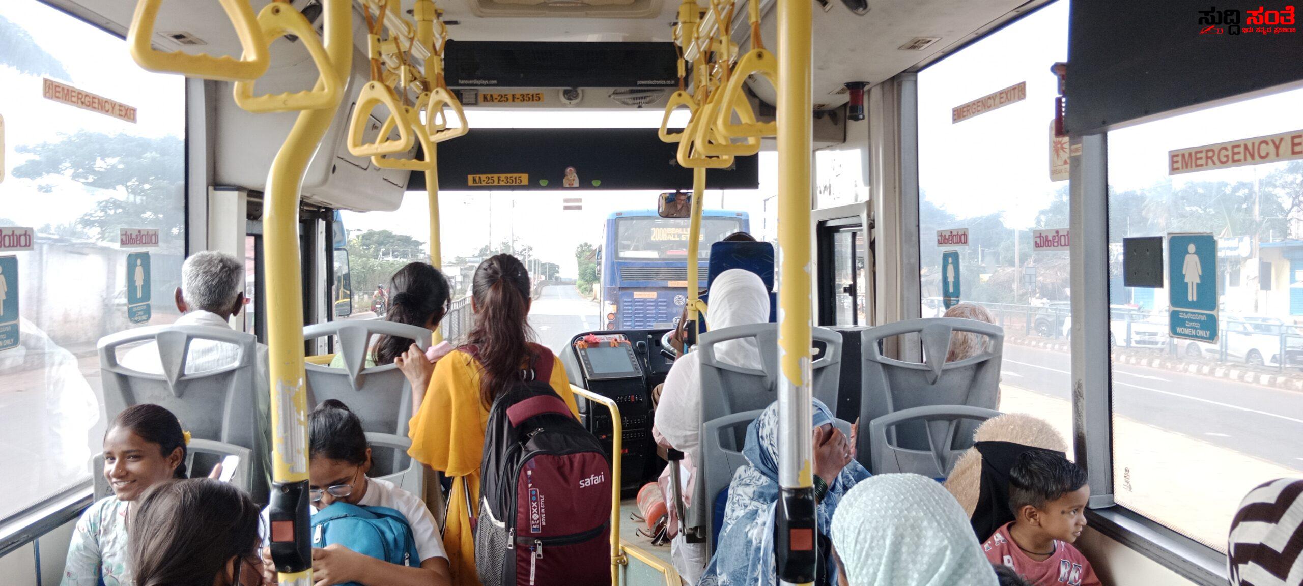 ಹೆಸರಿಗೆ 100 Non Stop ಬಂದಿದ್ದು ಮಾತ್ರ All Stop ನಂತೆ – 3515 ಬಸ್ ಸಂಚಾರಕ್ಕೆ ಬೇಸತ್ತ ಸಾರ್ವಜನಿಕರು….. ಹೆಸರಿಗೆ 100 Non Stop ಬಂದಿದ್ದು ಮಾತ್ರ All Stop ನಂತೆ – 3515 ಬಸ್ ಸಂಚಾರಕ್ಕೆ ಬೇಸತ್ತ ಸಾರ್ವಜನಿಕರು…..