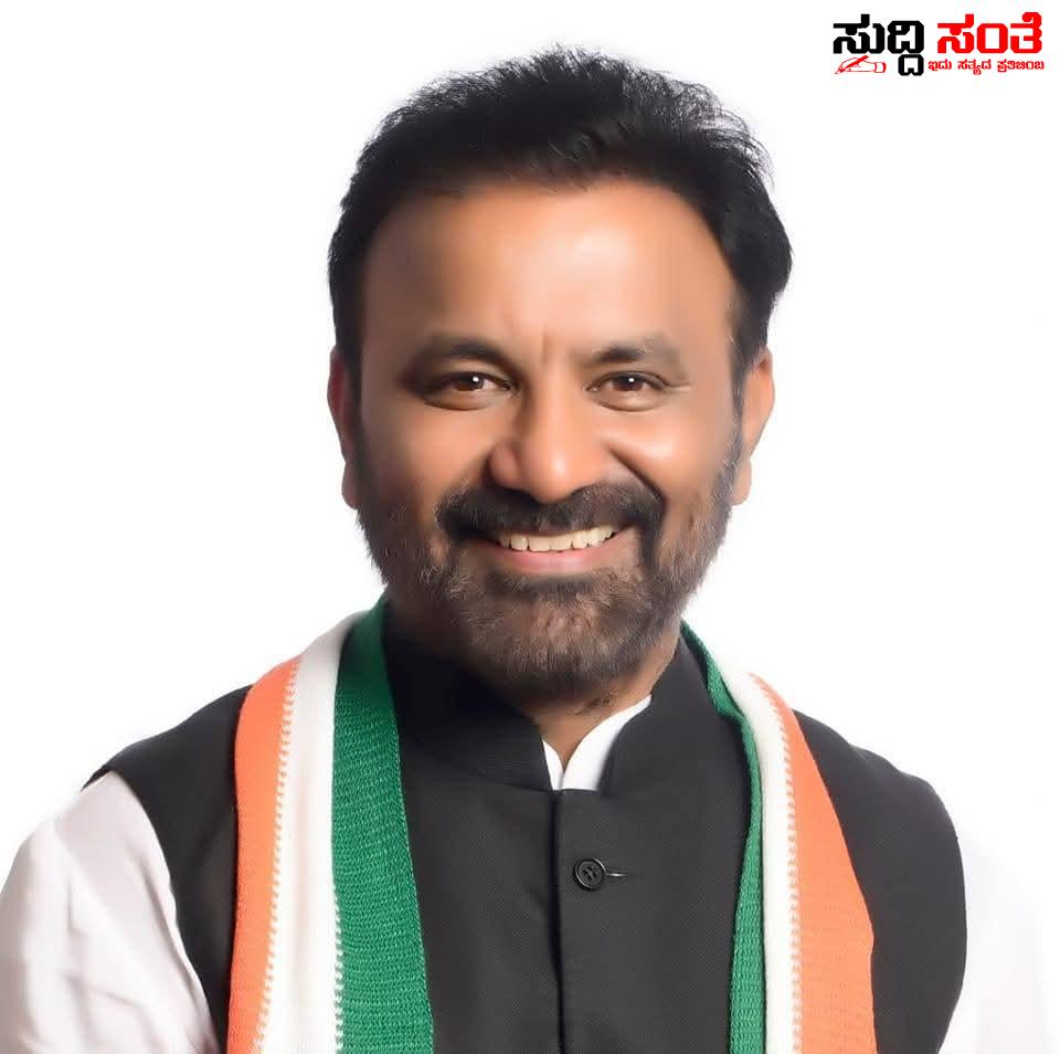 ಧಾರವಾಡ ಹೊಸ ಬಸ್ ನಿಲ್ದಾಣದ ದುಬಾರಿ ಬಾಡಿಗೆ ವಿಚಾರ ದಲ್ಲಿ  ಸಚಿವ ಸಂತೋಷ ಲಾಡ್ ಭೇಟಿ – ಕಡಿಮೆ ಹಣಕ್ಕೆ ಟೆಂಡರ್ ತಗೆದುಕೊಂಡು ಲಕ್ಷ ಲಕ್ಷ ಹೇಗೆ ವಸೂಲಿ ಮಾಡ್ತಾರೆ ಸಚಿವರಿಗೆ ಮಾಹಿತಿ ನೀಡಲಿರುವ ಟೀಮ್…..ಅಧಿಕಾರಿಗಳು ಮೌನ ಮೌನ…..