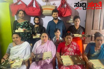 ದೀಪಾವಳಿ ಹಬ್ಬದಲ್ಲಿ ಮಂಗಳಮುಖಿಯರಿಗೆ ಬೆಳಕಾದ ಯುವ ಮುಖಂಡ ರಜತ್ ಉಳ್ಳಾಗಡ್ಡಿಮಠ – ಹಬ್ಬದಲ್ಲಿ ಸೀರೆ,ಅರಿಶಿನ ಕುಂಕುಮ ನೀಡಿ ಮಂಗಳಮುಖಿಯರ ಆಶೀರ್ವಾದ ಪಡೆದುಕೊಂಡ ಯುವ ನಾಯಕ