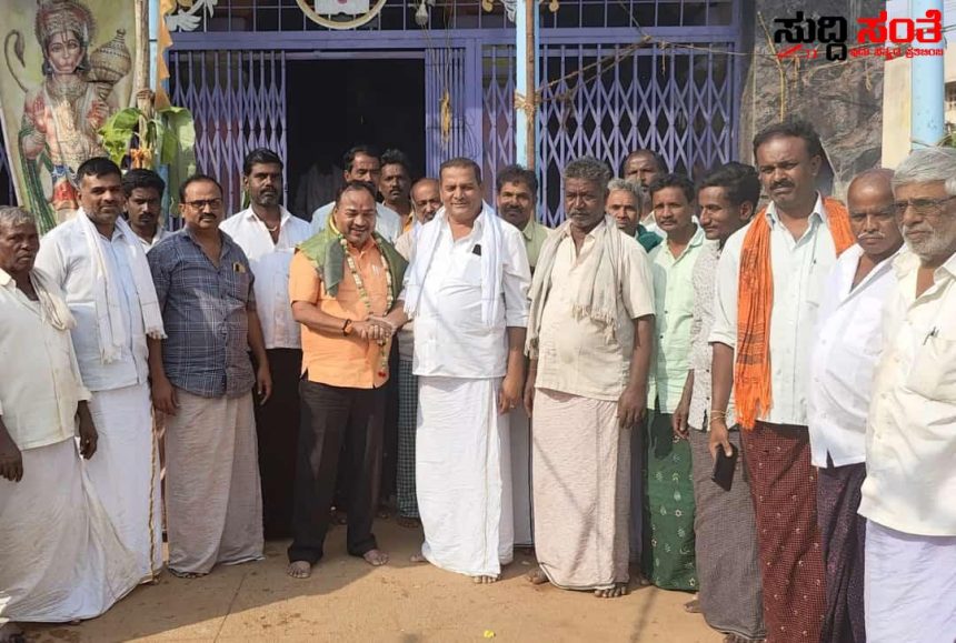 ಕ್ಷೇತ್ರದ ವಿವಿಧ ಕಾರ್ಯಕ್ರಮಗಳಲ್ಲಿ ಪಾಲ್ಗೊಂಡ ಮಾಜಿ ಶಾಸಕ ಕೇಂದ್ರ ಪರಿಹಾರ ಸಮಿತಿ ಅಧ್ಯಕ್ಷ ಬಸವರಾಜ ನಾಯ್ಕ – ಕ್ಷೇತ್ರದಲ್ಲಿ ಮಿಂಚಿನ ಸಂಚಾರ ನಡೆಸಿ ಪಕ್ಷದ ಕಾರ್ಯಕರ್ತರ ಸಾರ್ವಜನಿಕರ ಸಮಸ್ಯೆ ಆಲಿಸಿದ ಬಸವರಾಜ ನಾಯ್ಕ್