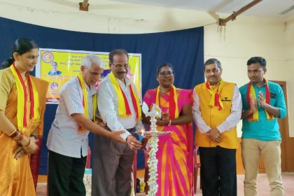 ದಾಂಡೇಲಿ ಯಲ್ಲಿ ಅರ್ಥಪೂರ್ಣ ವಾಗಿ ನಡೆಯಿತು  ಅಧ್ಯಕ್ಷರ ಹಾಗೂ  ಪದಾದಿಕಾರಿಗಳ ಪದಗ್ರಹಣ ಕಾರ್ಯಕ್ರಮ ಸಾಹಿತಿ ಗಳನ್ನು ಹರಾಜು ಹಾಕುವ ಸಮ್ಮೇಳನಗಳಾಗಬಾರದು ಎಂದರು ಮಾಸ್ಕೇರಿ ನಾಯಕ