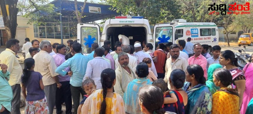 ರಣರಂಗವಾದ ಸರ್ಕಾರಿ ಶಾಲೆ ಒರ್ವ ವಿದ್ಯಾರ್ಥಿ ಸಾವು ಗಂಭೀರವಾಗಿ ಗಾಯಗೊಂಡ ಶಿಕ್ಷಕರು – ಸರ್ಕಾರಿ ಶಾಲೆಯಲ್ಲಿ ಅತಿಥಿ ಶಿಕ್ಷಕನ ಹುಚ್ಚಾಟಕ್ಕೆ ಬಲಿಯಾದ ಒರ್ವ ವಿದ್ಯಾರ್ಥಿ ಭಯಗೊಂಡ ಗ್ರಾಮಸ್ಥರು