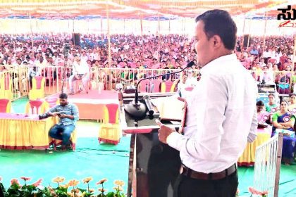 ಹಾಸನ ಜಿಲ್ಲಾ ಕ್ರೀಡಾಂಗಣದಲ್ಲಿ ಅರ್ಥಪೂರ್ಣ ವಾಗಿ ನಡೆಯಿತು ಜಿಲ್ಲಾ ಮಟ್ಟದ ಶೈಕ್ಷಣಿಕ ಕಾರ್ಯಾಗಾರ ಶಿಕ್ಷಣ ಸಚಿವರೊಂದಿಗೆ ಕಾರ್ಯಕ್ರಮ ದಲ್ಲಿ ಪಾಲ್ಗೊಂಡ ಷಡಾಕ್ಷರಿ ಅವರು…..