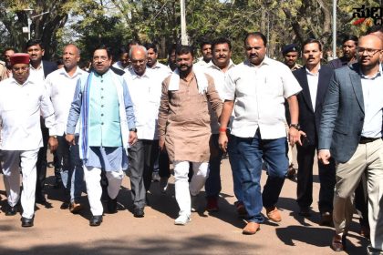 26ನೇ ಯುವ ಜನೋತ್ಸವಕ್ಕೆ ಸಂಭ್ರಮದ ತೆರೆ ದೇಶದಲ್ಲಿಯೇ ಮಾದರಿ ಯಶಸ್ವಿ ಜನೋತ್ಸವಕ್ಕೆ ಕೇಂದ್ರ ಸಚಿವ ಪ್ರಹ್ಲಾದ್ ಜೋಶಿ ಯವರಿಗೆ ಗಣ್ಯ ರಿಂದ ಅಭಿನಂದನೆ ಮಹಾಪೂರ…..