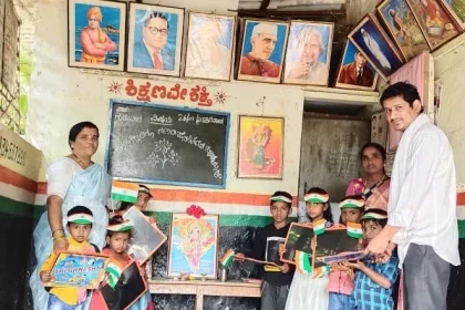 ಸರ್ಕಾರಿ ಶಾಲಾ ಮಕ್ಕಳಿಗೆ ಪಾಠಿ,ನೊಟ್ ಬುಕ್ ನೀಡಿ ಗಣರಾಜ್ಯೋತ್ಸವ ಆಚರಣೆ ಮಾಡಿದ ಏಳನೀರು ವ್ಯಾಪಾರಿ – ಮಾದರಿಯಾಯಿತು ಹುಲಗಪ್ಪನ ಅರ್ಥಪೂರ್ಣ ಈ ಒಂದು ಕಾರ್ಯ