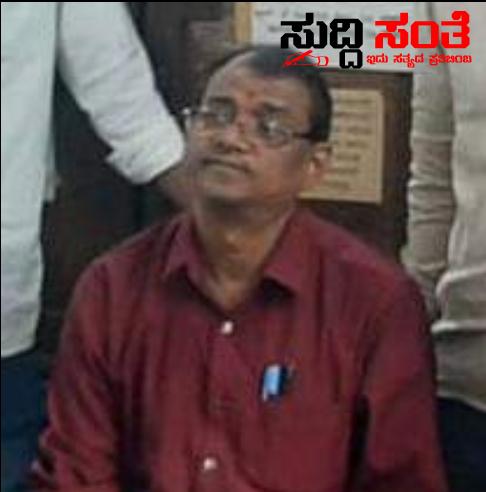 ಧಾರವಾಡ ದಲ್ಲಿ ಲೋಕಾಯುಕ್ತ ದಾಳಿ PWD FDC ಮಹಾಂತೇಶ್ ಗೆ ನ್ಯಾಯಾಂಗ ಬಂಧನ ಧಾರವಾಡ ದಲ್ಲಿ ಲೋಕಾಯುಕ್ತ ದಾಳಿ PWD FDC ಮಹಾಂತೇಶ್ ಗೆ ನ್ಯಾಯಾಂಗ ಬಂಧನ