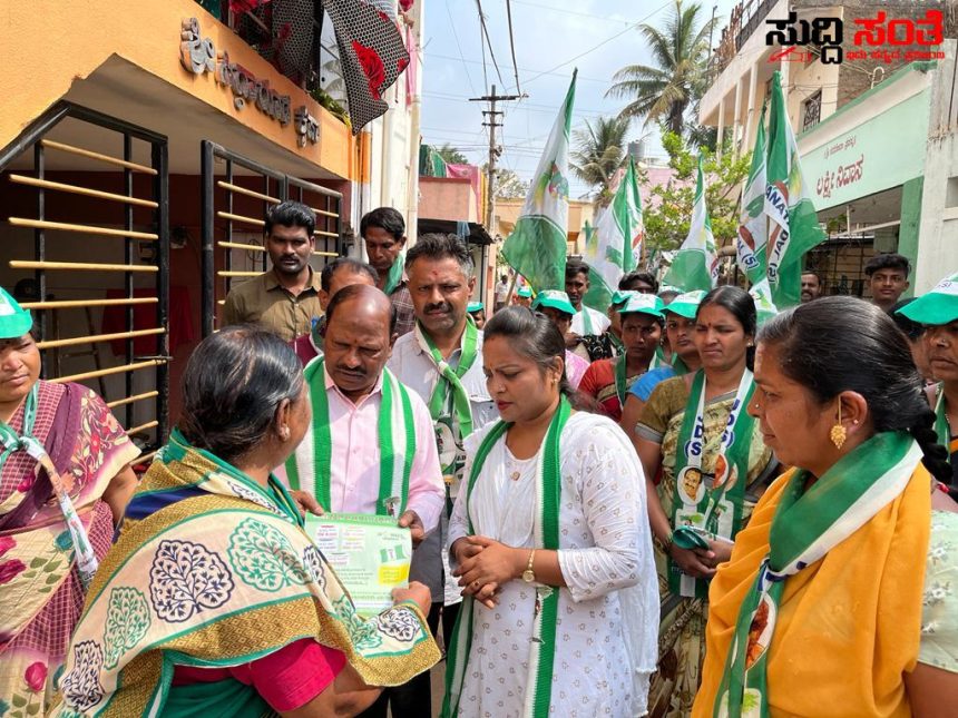 ಹುಬ್ಬಳ್ಳಿಯಲ್ಲಿ ಮುಂದುವರೆದ ವೀರಭದ್ರಪ್ಪ ಹಾಲರವಿ ಅಬ್ಬರದ ಪ್ರಚಾರ – ಪೂರ್ವ ಕ್ಷೇತ್ರದಲ್ಲಿ ವೀರಭ್ರದಪ್ಪ ಹಾಲರವಿ ಅವರಿಗೆ ಕಂಡು ಬರುತ್ತಿದೆ ಅಪಾರ ಬೆಂಬಲ…..