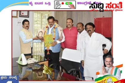 JSS ಕಾಲೇಜ್ ನಲ್ಲಿ ದೀಪಕ ಚಿಂಚೋರೆ ಪ್ರಚಾರ – ವಿದ್ಯಾರ್ಥಿಗಳೊಂದಿಗೆ ಸಂವಾದ ಮತಯಾಚನೆ…..