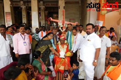 ಸಿದ್ದಾರೂಢ ಬೆಳ್ಳಿ ಅಂಬಾರಿಗೆ 15 ಕೆಜಿ ಬೆಳ್ಳಿ ದೇಣಿಗೆ – ಶಾಂತಾಶ್ರಮದ ನಿಜಾನಂದ ಸ್ವಾಮೀಜಿ ಭಕ್ತರಿಂದ 15 ಕೆ.ಜಿ ಬೆಳ್ಳಿ ದೇಣಿಗೆ…..