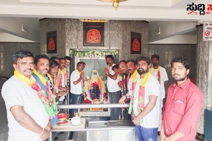 ಅನುಷ್ಕಾ ಶೆಟ್ಟಿ ಮತ್ತು ನವೀನ ಪೊಲಿ ಶೆಟ್ಟಿ ಯವರ ಚಿತ್ರಕ್ಕೆ ಶುಭ ಹಾರೈಕೆ ಧಾರವಾಡದಲ್ಲಿ ಗಣೇಶನಿಗೆ ವಿಶೇಷ ಪೂಜೆ – ಜಯ ಕರ್ನಾಟಕ ಜನಪರ ವೇದಿಕೆಯಿಂದ ಮುತ್ತು ಬೆಳ್ಳಕ್ಕಿ ನೇತ್ರತ್ವದಲ್ಲಿ ವಿಶೇಷ ಪೂಜೆ…..