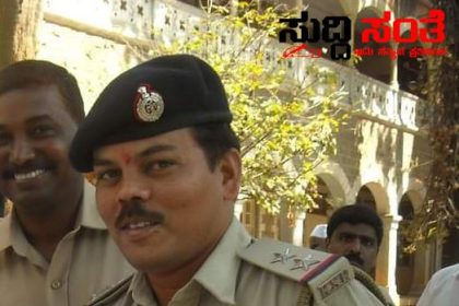 ನ್ಯಾಯಾಲಯಕ್ಕೆ ಹಾಜರಾದ CPI ಚನ್ನಕೇಶವ ಟಿಂಗರಿಕರ್ – ಯೋಗೀಶಗೌಡ ಕೊಲೆ ಪ್ರಕರಣದ 19ನೇ ಆರೋಪಿಯಾಗಿರುವ ಪೊಲೀಸ್ ಅಧಿಕಾರಿ…..