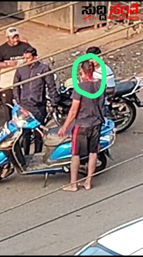 ದೇಶ ಕಾಯೋ ಸೈನಿಕನ ಮೇಲೆ ಪುಂಡಾಡಿಕೆ –  ನಡು ರಸ್ತೆಯಲ್ಲಿಯೇ ಸೈನಿಕನ ಮೇಲೆ ದರ್ಪ…..