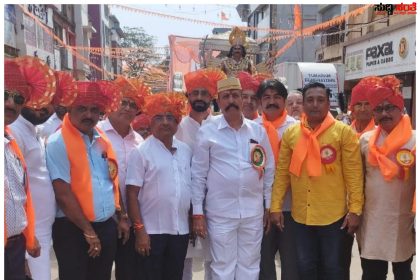 ರಾಜ ರಾಜೇಶ್ವರಿ ಸಹಸ್ರಾರ್ಜುನ ಮಹಾರಾಜರ ಜಯಂತಿಯಲ್ಲಿ ಪಾಲ್ಗೊಂಡ ಯುವ ಮುಖಂಡ ರಾಜು ಅನಂತಸಾ ನಾಯಕವಾಡಿ – ಮೆರವಣಿಗೆಯಲ್ಲಿ ಪಾಲ್ಗೊಂಡು ಎಸ್ ಎಸ್ ಕೆ ಸಮುದಾಯದವರೊಂದಿಗೆ ಜಯಂತಿ ಆಚರಣೆ…..