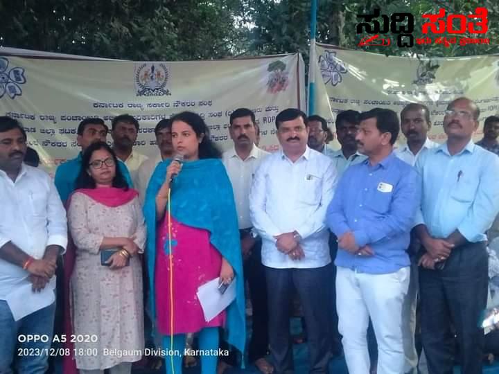 ಸರ್ಕಾರಿ ನೌಕರರ ಹೋರಾಟಕ್ಕೆ ಬೆಂಬಲ ನೀಡಿದ ರಾಜ್ಯ ಘಟಕದ ಕಾರ್ಯಾಧ್ಯಕ್ಷರು – ಭರವಸೆಯ ಹಿನ್ನಲೆಯಲ್ಲಿ ಅಂತ್ಯಗೊಂಡಿತು ಸರ್ಕಾರಿ ನೌಕರರ ಹೋರಾಟ…..