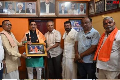 ಸಂಪನ್ನಗೊಂಡ ಧಣಿಯ 7ನೇ ವರ್ಷದ ಉಳವಿ ಪಾದಯಾತ್ರೆ – ಕೊನೆಯ ದಿನದ ಪಾದಯಾತ್ರೆಗೆ ಸಾಕ್ಷಿಯಾದ್ರು ಕೇಂದ್ರ ಸಚಿವ ಪ್ರಹ್ಲಾದ್ ಜೋಶಿ,KMF ಅಧ್ಯಕ್ಷ ಶಂಕರ ಮುಗದ,ನೀತಿನ್ ಇಂಡಿ ಸೇರಿದಂತೆ ಅಪಾರ ಜನಸ್ತೋಮ….