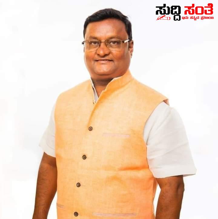 ಹುಬ್ಬಳ್ಳಿ ಧಾರವಾಡ ಮಹಾನಗರ ಜಿಲ್ಲಾ ಘಟಕಕ್ಕೆ ಜಿಲ್ಲಾಧ್ಯಕ್ಷರಾಗಿ ತಿಪ್ಪಣ್ಣ ಮಜ್ಜಗಿ ನೇಮಕ – ಸರಳ ಸಜ್ಜನಿಕೆಯ ವ್ಯಕ್ತಿತ್ವದ ನಾಯಕನಿಗೆ ಒಲಿದು ಜಿಲ್ಲಾಧ್ಯಕ್ಷ ಹುದ್ದೆ….. ಹುಬ್ಬಳ್ಳಿ ಧಾರವಾಡ ಮಹಾನಗರ ಜಿಲ್ಲಾ ಘಟಕಕ್ಕೆ ಜಿಲ್ಲಾಧ್ಯಕ್ಷರಾಗಿ ತಿಪ್ಪಣ್ಣ ಮಜ್ಜಗಿ ನೇಮಕ – ಸರಳ ಸಜ್ಜನಿಕೆಯ ವ್ಯಕ್ತಿತ್ವದ ನಾಯಕನಿಗೆ ಒಲಿದು ಜಿಲ್ಲಾಧ್ಯಕ್ಷ ಹುದ್ದೆ…..