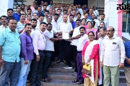 7ನೇ ವೇತನ ಸೇರಿದಂತೆ ನೌಕರರ ಬೇಡಿಕೆ ಈಡೇರಿಸಿ – ಶಿವಮೊಗ್ಗದಲ್ಲಿ ರಾಜ್ಯ ಸರ್ಕಾರಿ ನೌಕರರ ಮನವಿ…..