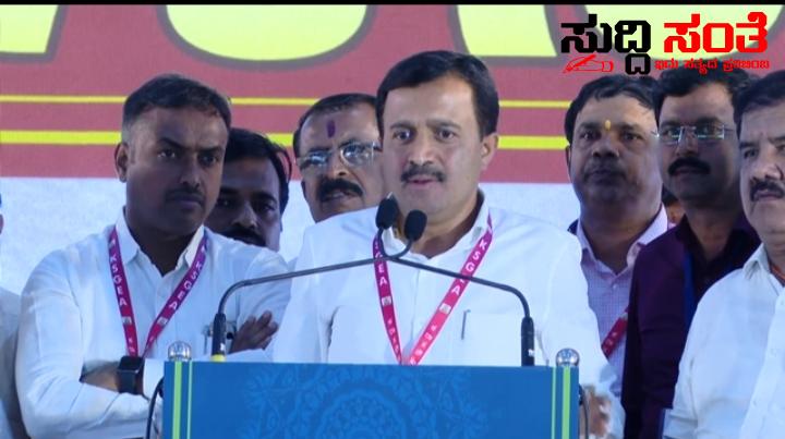 ರಾಜ್ಯ ಸರ್ಕಾರಕ್ಕೆ ಗಡುವು ನೀಡಿದ ಷಡಾಕ್ಷರಿಯವರು – ಗಡುವಿನೊಳಗೆ ಬೇಡಿಕೆ ಈಡೇರಿಸದಿದ್ದರೆ ಹೋರಾಟದ ಎಚ್ಚರಿಕೆ ನೀಡಿದ ರಾಜ್ಯಾಧ್ಯಕ್ಷರು…..