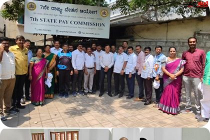 7 ನೇ ರಾಜ್ಯ ವೇತನ ಆಯೋಗದ ಅಧ್ಯಕ್ಷರನ್ನು ಭೇಟಿ ಮಾಡಿದ ರಾಜ್ಯಾಧ್ಯಕ್ಷರಾದ ಸಿ ಎಸ್ ಷಡಾಕ್ಷರಿ ಮತ್ತು ಪದಾಧಿಕಾರಿಗಳು – ವೇತನ ಆಯೋಗದ ವರದಿಯನ್ನು ಶೀಘ್ರವೇ ಸರ್ಕಾರಕ್ಕೆ ಸಲ್ಲಿಸುವಂತೆ ಮನವಿ ಮಾಡಿದ ನಿಯೋಗ…..