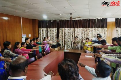 ಹುಬ್ಬಳ್ಳಿಯ ಕಾರ್ಮಿಕ ಇಲಾಖೆಯಲ್ಲೂ ಕಾರ್ಮಿಕ ದಿನಾಚರಣೆ ಆಚರಣೆ – ಸಹಾಯಕ ಆಯುಕ್ತೆ ಶ್ವೇತಾ ಎಸ್ ನೇತ್ರತ್ವದಲ್ಲಿ ಕಾರ್ಯಕ್ರಮ…..