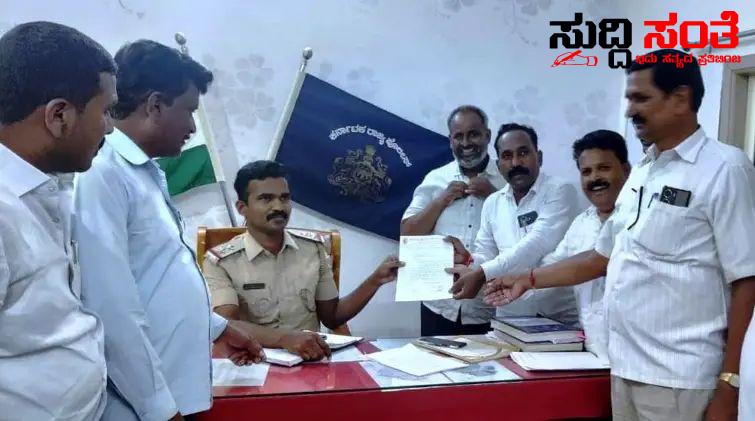 ಮುಖ್ಯಶಿಕ್ಷಕನ ಮೇಲೆ ಹಲ್ಲೆ – ಶಾಲಾ ಪ್ರಾರಂಭೋತ್ಸವ ದಿನದಂದು ನಡೆಯಿತು ಘಟನೆ ಶಿಕ್ಷಕರ ಸಂಘಟನೆಯಿಂದ ದೂರು…..