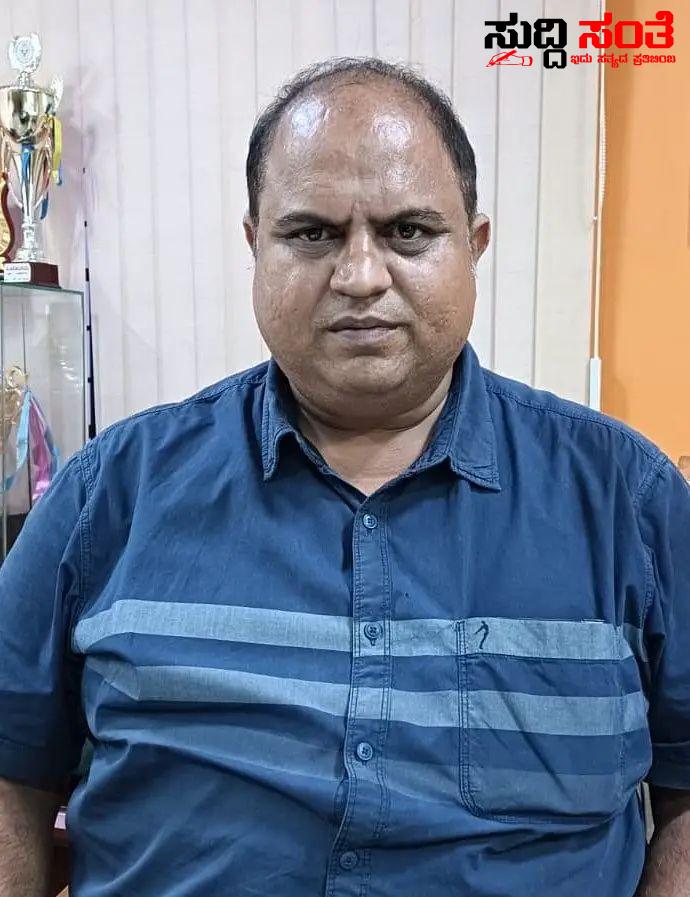 ಲೋಕಾಯುಕ್ತ ಬಲೆಗೆ ಬಿದ್ದ DC – 2೦ ಸಾವಿರ ತಗೆದುಕೊಳ್ಳುವಾಗ ಟ್ರ್ಯಾಪ್ ಆದ ಅಧಿಕಾರಿ…..