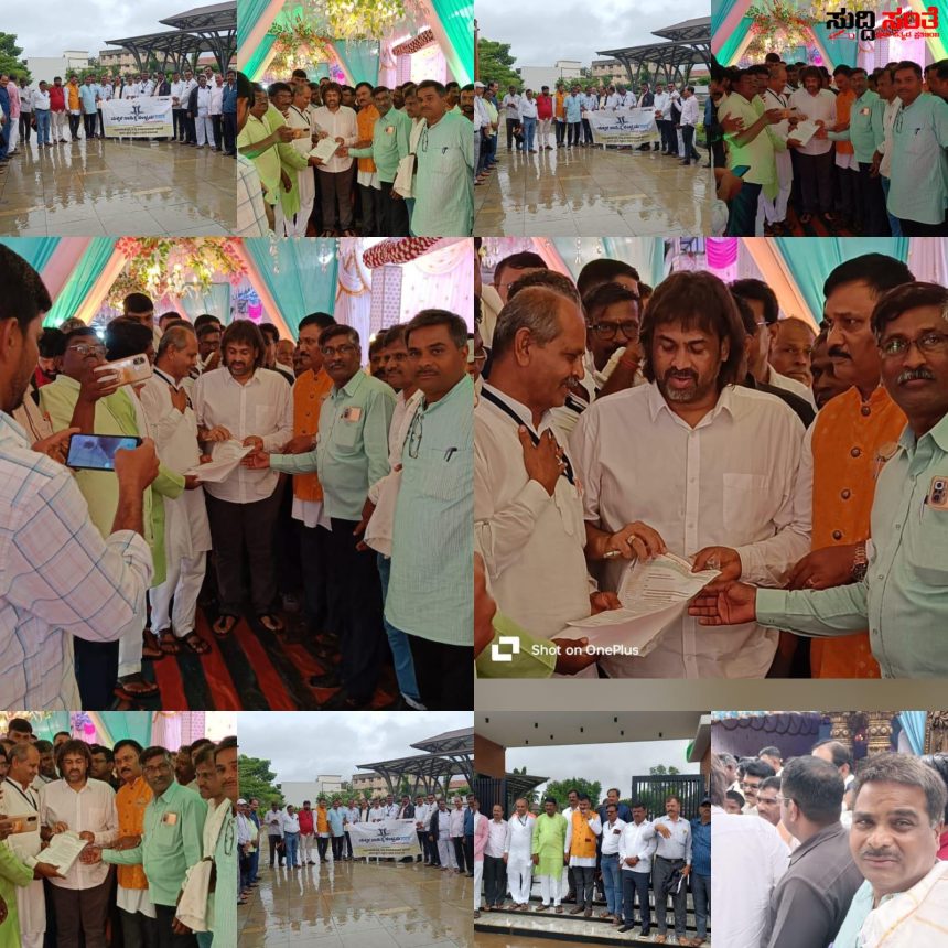 ವರ್ಗಾವಣೆಗಾಗಿ ಶಿಕ್ಷಣ ಸಚಿವರನ್ನು ಭೇಟಿಯಾಗಿ ಶಿಕ್ಷಕ ನಿಯೋಗ – ಈ ಕೂಡಲೇ ಶಿಕ್ಷಕರ ವರ್ಗಾವಣೆ ಪ್ರಕ್ರಿಯೆ ಆರಂಭ ಮಾಡುವಂತೆ ಒತ್ತಾಯಿಸಿದ ಗ್ರಾಮೀಣ ಪ್ರಾಥಮಿಕ ಶಾಲಾ ಶಿಕ್ಷಕರ ಸಂಘದ ರಾಜ್ಯ ಘಟಕ….. ವರ್ಗಾವಣೆಗಾಗಿ ಶಿಕ್ಷಣ ಸಚಿವರನ್ನು ಭೇಟಿಯಾಗಿ ಶಿಕ್ಷಕ ನಿಯೋಗ – ಈ ಕೂಡಲೇ ಶಿಕ್ಷಕರ ವರ್ಗಾವಣೆ ಪ್ರಕ್ರಿಯೆ ಆರಂಭ ಮಾಡುವಂತೆ ಒತ್ತಾಯಿಸಿದ ಗ್ರಾಮೀಣ ಪ್ರಾಥಮಿಕ ಶಾಲಾ ಶಿಕ್ಷಕರ ಸಂಘದ ರಾಜ್ಯ ಘಟಕ…..