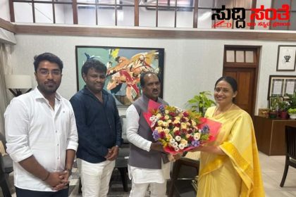 ರಾಜ್ಯ ಸರ್ಕಾರದ ನೂತನ CS ಅವರನ್ನು ಸನ್ಮಾನಿಸಿ ಗೌರವಿಸಿದ ಶಾಸಕ ಪ್ರಸಾದ ಅಬ್ಬಯ್ಯ – ಅಧಿಕಾರ ಸ್ವೀಕರಿಸಿದ ಶಾಲಿನಿ ರಜನೀಶ್ ರಿಗೆ ಅಭಿನಂದನೆ ಸಲ್ಲಿಸಿ ಶುಭಹಾರೈಸಿದ ಜನನಾಯಕ…..