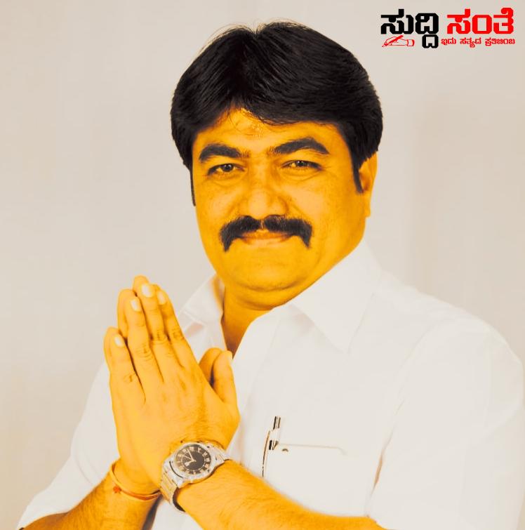 ಸಾರ್ವಜನಿಕರ ಮತ್ತೊಂದು ಸಮಸ್ಯೆ ಕುರಿತಂತೆ ಪಾಲಿಕೆಯ ಆಯುಕ್ತರೊಂದಿಗೆ ಮಾತನಾಡಿದ ರಾಜು ನಾಯಕವಾಡಿ – ಅಧಿಕಾರಿ ಇರಲಿ ಇಲ್ಲದಿರಲಿ ಹಗಲಿರುಳು ಸಾರ್ವಜನಿಕರ ಸಮಸ್ಯೆ ಕುರಿತಂತೆ ಧ್ವನಿ ಎತ್ತುತ್ತಿರುವ ಯುವ ನಾಯಕ…..