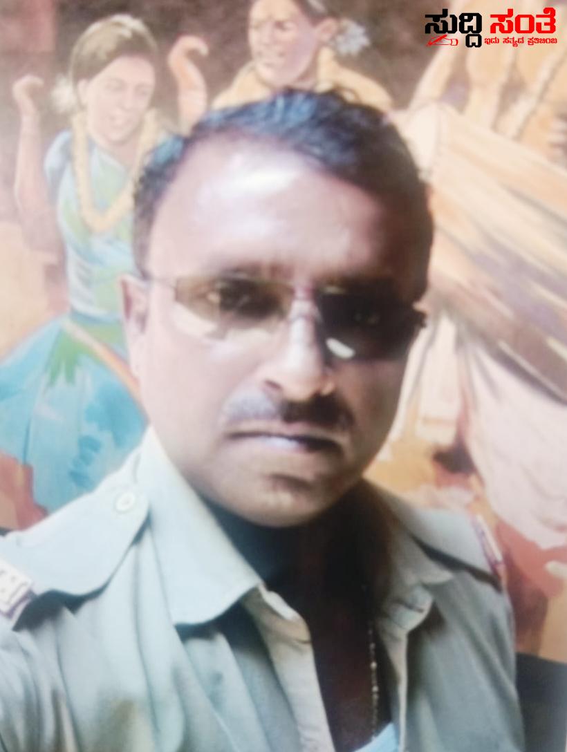 ಹಾರ್ಟ್ ಅಟ್ಯಾಕ್  ಚಿಗರಿ ಬಸ್ ಚಾಲಕ ಬಸವರಾಜ ಬಿಲ್ಲಾಳ ಸಾವು – ಮೃತಪಟ್ಟ ಚಾಲಕನಿಗೆ ಕಂಬನಿ ಮಿಡಿದ ಸಹೋದ್ಯೋಗಿ ಬಸ್ ಚಾಲಕರು…..