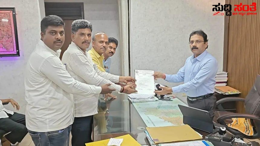 ಸಾಮಾಜಿಕ ಮತ್ತು ಶೈಕ್ಷಣಿಕ ಸಮೀಕ್ಷೆಯಲ್ಲಿ ಶಿಕ್ಷಕರಿಗೆ ವಿನಾಯಿತಿಗೆ ಬೇಡಿಕೆ ಇಟ್ಟ ಶಿಕ್ಷಕರ ನಿಯೋಗ – ಜಿಲ್ಲಾಧಿಕಾರಿಗಳಿಗೆ ಮನವಿ ಮಾಡಿ ರಾಜ್ಯಕ್ಕೆ ಮಾದರಿಯಾಯಿತು ಚಿಂತಾಮಣಿ ಶಿಕ್ಷಕರ ಸಂಘ…..