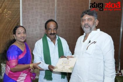 ಪುತ್ರನ ಮದುವೆಗೆ CM, DCM ಗೆ ಆಮಂತ್ರಣ ನೀಡಿದ ಶಾಸಕ ಎನ್ ಹೆಚ್ ಕೋನರಡ್ಡಿ – ಡಿಸೆಂಬರ್ 7 ರಂದು ನವಲಗುಂದ ದಲ್ಲಿ ಸಾಮೂಹಿಕ ವಿವಾಹದಲ್ಲಿ ಮದುವೆಯಾಗಲಿದ್ದಾರೆ ನವೀನ್…..