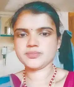 ಹೃದಯಾಘಾತದಿಂದ ಶಿಕ್ಷಕಿ ಸಾವು – ಶಾಲೆಯಲ್ಲಿ ಕುಸಿದು ಬಿದ್ದ ಶಿಕ್ಷಕಿ – ಶಿಕ್ಷಕ ಬಳಗದ ಸಂತಾಪ…..